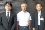 宇部市　弘中 秀治 氏（右） NPO法人防災ネットワークうべ 理事長／一般社団法人やまぐちGISひろば 代表理事　三浦 房紀 氏（中央） 株式会社エイム　西村 賢徳 氏（左）