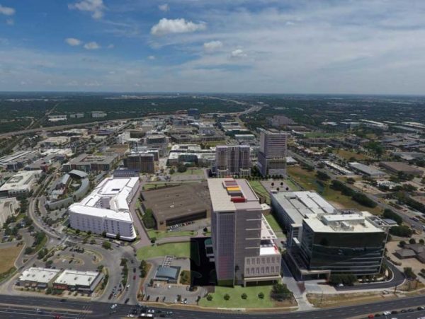 建設工事前に、GIS でバーチャル ツアーが可能に