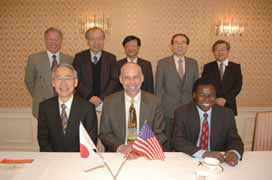 新潟市内での大学間交流協定式