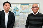 福山市立大学 都市経営学部 教授　　渡邉 一成 氏 （右） 准教授　大門 創 氏 （左）