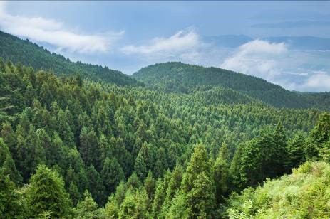 「はろ展望台」から見た二丈岳の眺望