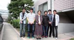 碓井研究室メンバー 写真中央：碓井 照子教授　他：大学院専攻生