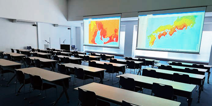 「テラ・ラボ 災害対策オペレーションセンター」 危機対策室
南海トラフ地震を想定し、他組織といち早く連携ができるよう平時から研修や訓練を通じて、災害時に実効性のあるオペレーションを目指す