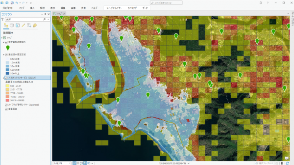 図3　平日12-14時台の60代以上滞在人口とハザード情報の重ね合わせ