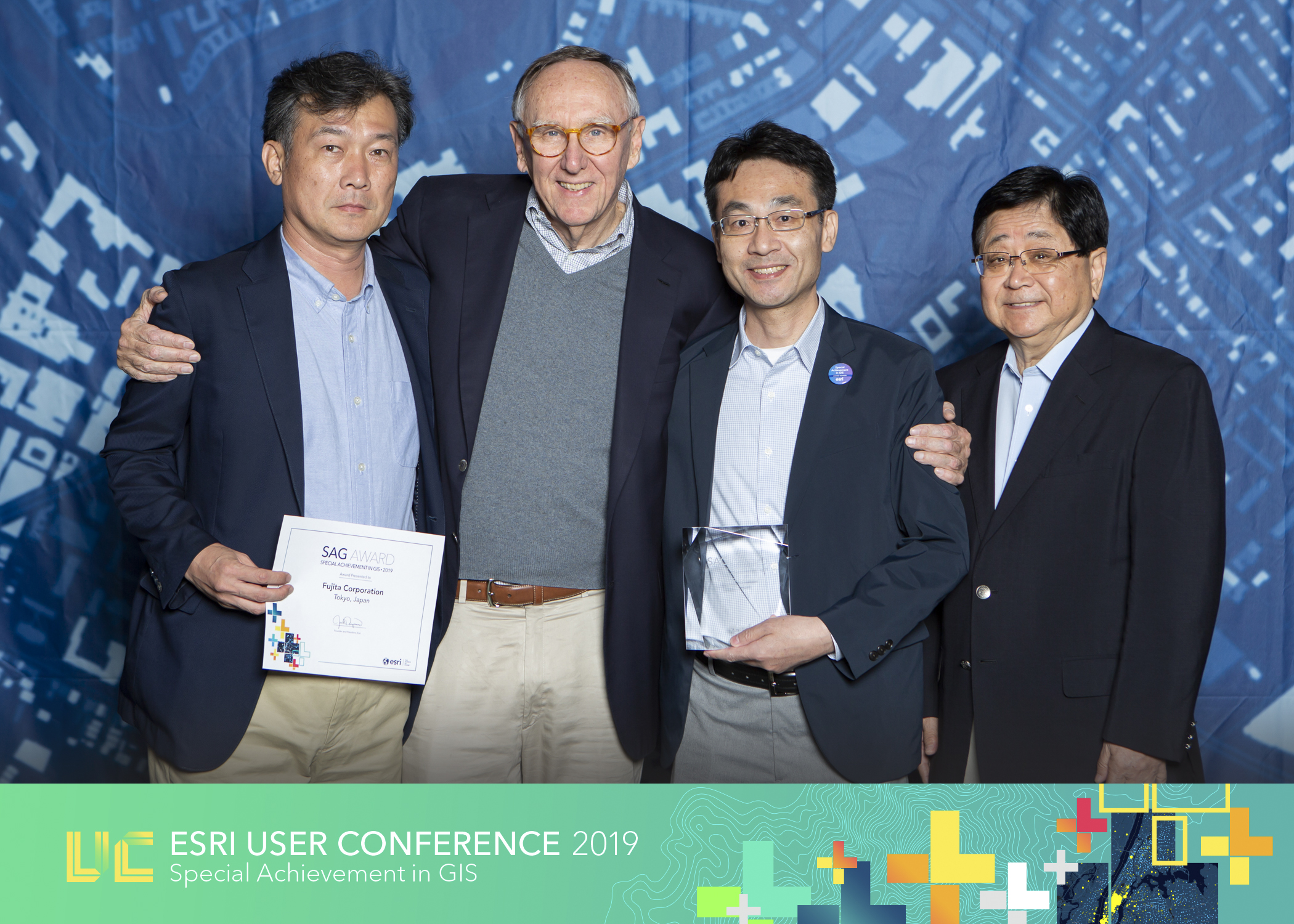 授賞式でのJack社長との写真