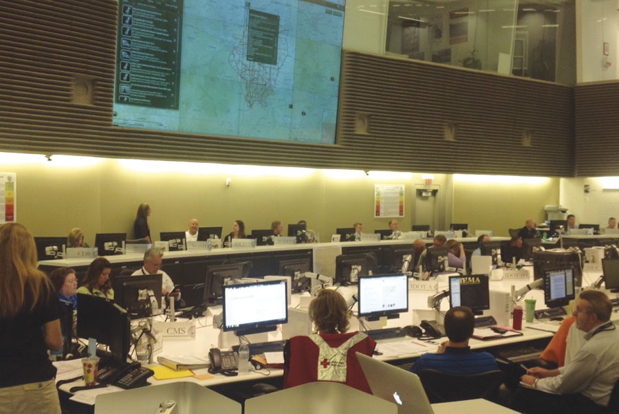 キャップストーン-14 が GIS の有用性を証明