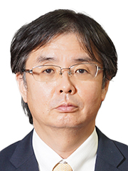 "国土交通省 政策統括官(税制、地理空間情報) 
内閣官房 地理空間情報活用推進室長"	佐々木 俊一  氏
